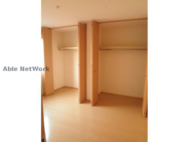 ヴィラオーネストＡの物件内観写真