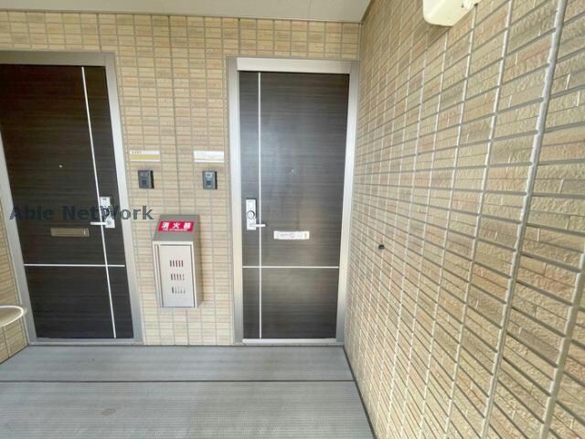 ヴィラオーネストＡの物件外観写真