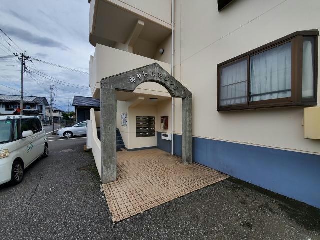 キャトルセゾンⅡの物件外観写真