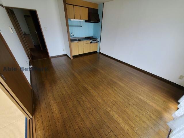 キャトルセゾンⅡの物件内観写真