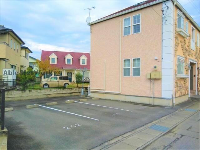 ラウンド　Ｉの物件外観写真