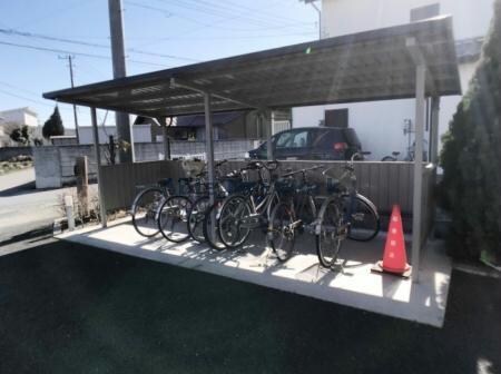 セントラルヴィレッジの物件外観写真