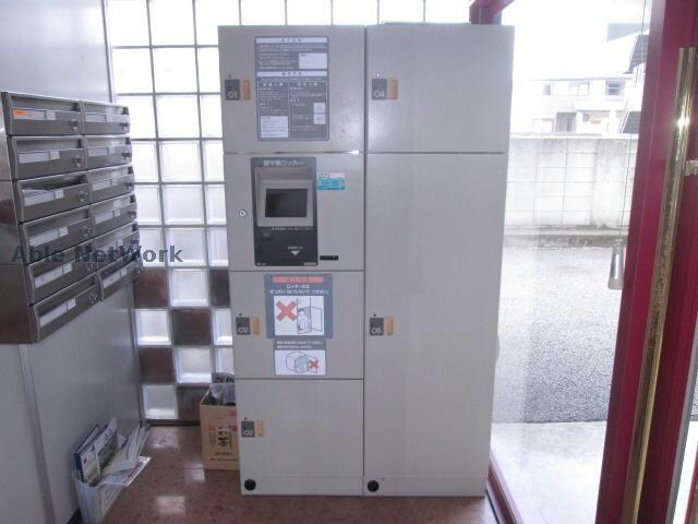 パレス国領の物件外観写真