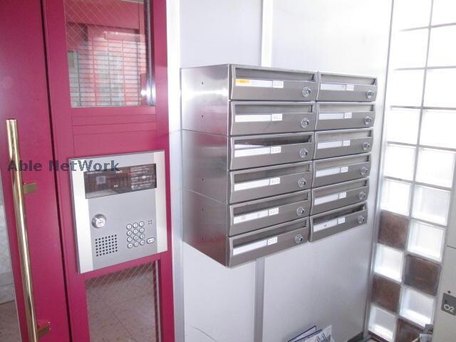 パレス国領の物件外観写真