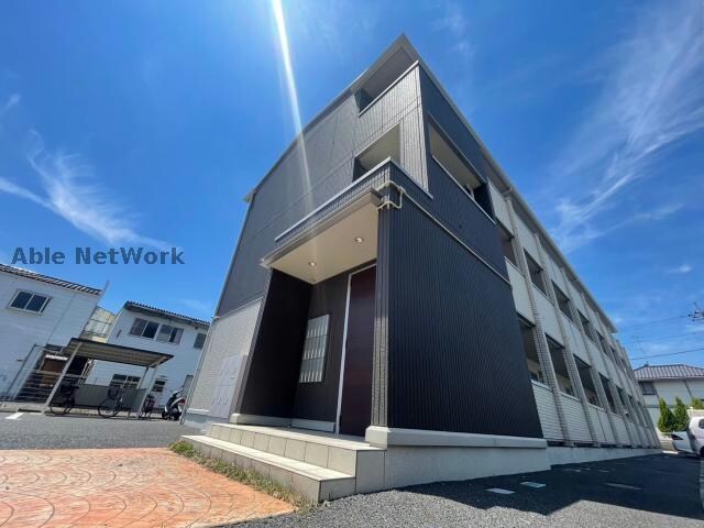 シルキーコートの物件外観写真