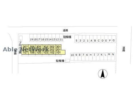 シルキーコートの物件外観写真