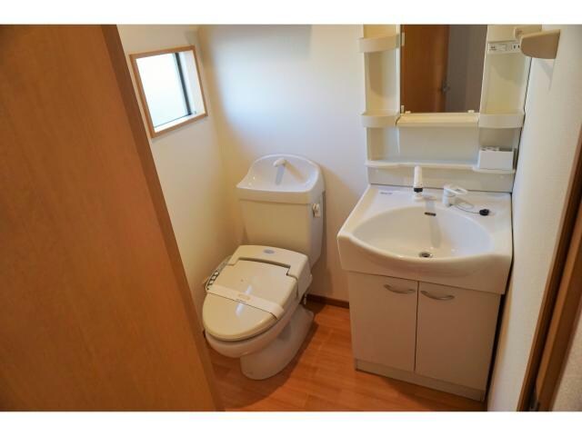 サージ　Aの物件内観写真