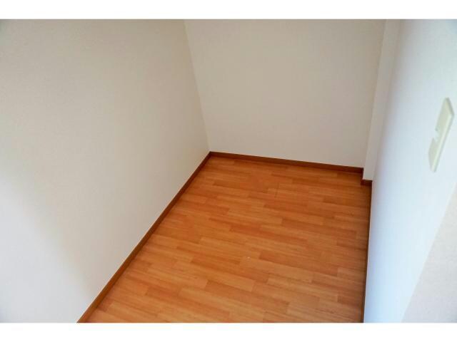 サージ　Aの物件内観写真