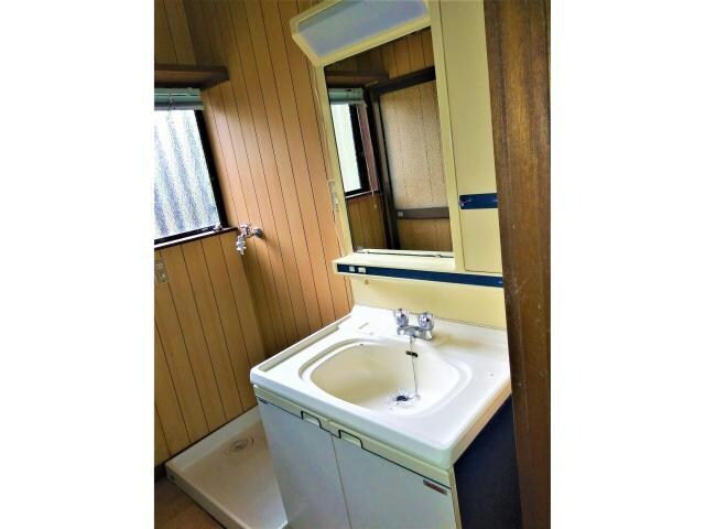 鼻高町貸住宅の物件内観写真