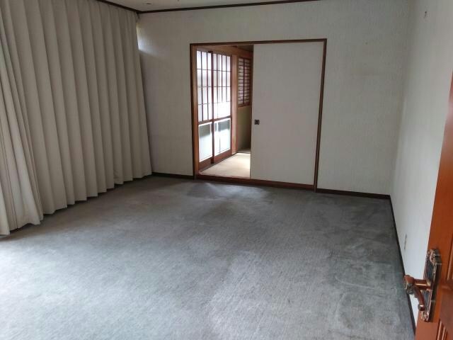 鼻高町貸住宅の物件内観写真