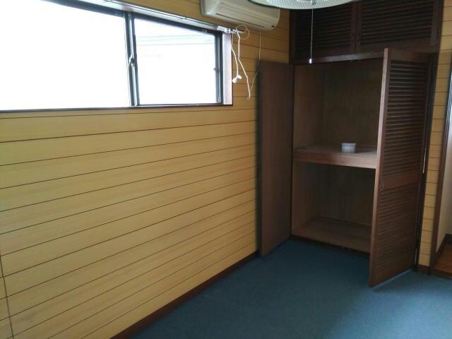 鼻高町貸住宅の物件内観写真