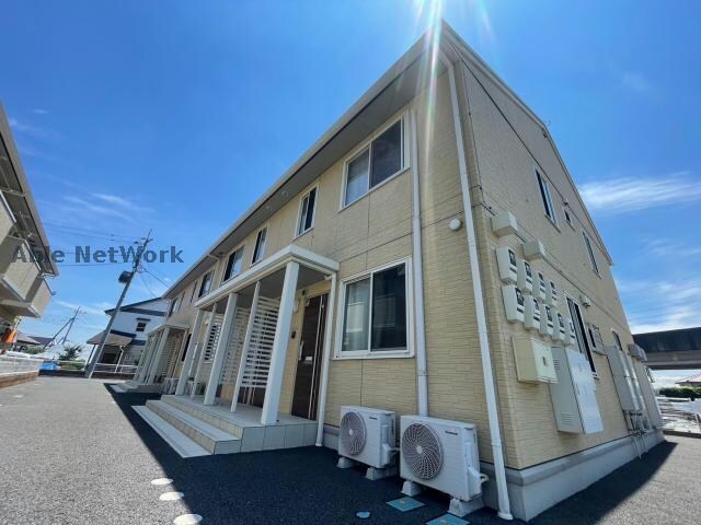 サンモールAの物件外観写真