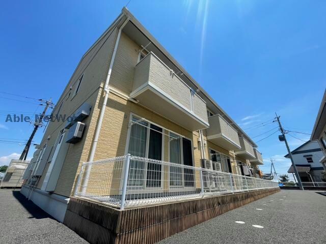 サンモールBの物件外観写真