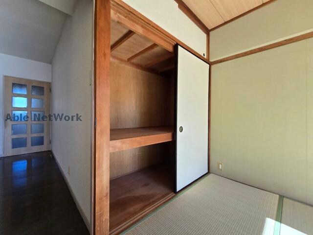 クイーンハイツ静峰の物件内観写真