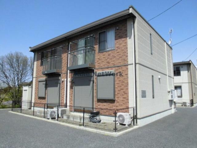 サージの物件外観写真