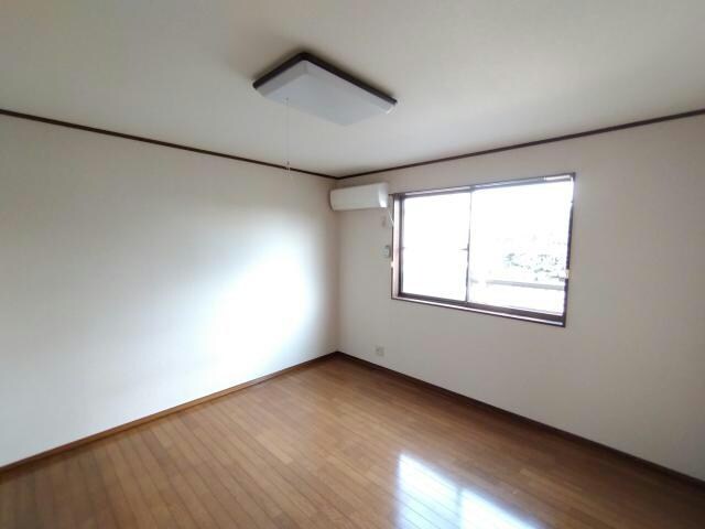 うらしまハイツの物件内観写真