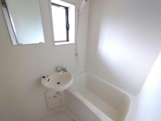 うらしまハイツの物件内観写真