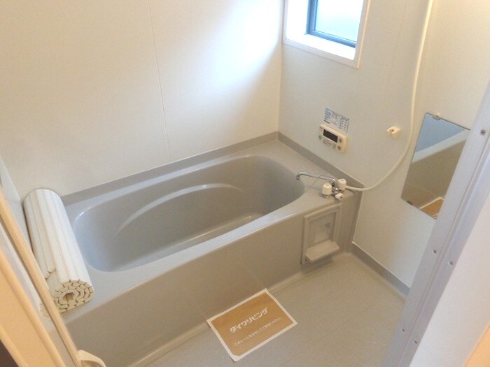 ウィルコート万々 A棟の物件内観写真