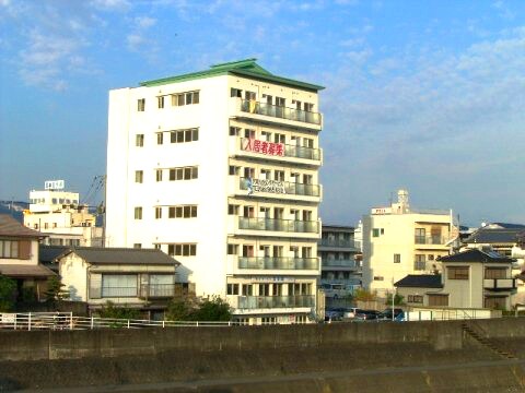 グランドール上街の物件外観写真