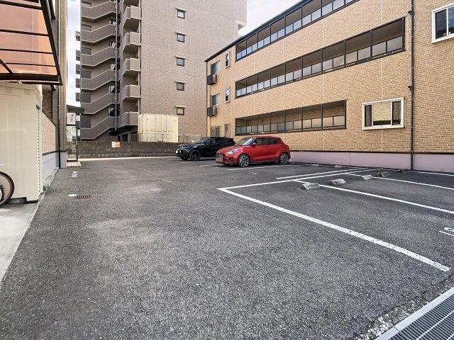 ザジテールの物件外観写真