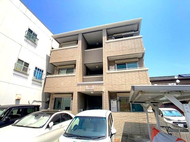 シャーメゾン上町の物件外観写真