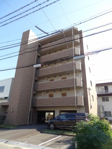 ドマーニ葛島の物件外観写真