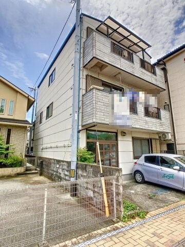 メゾンAKIYAMAの物件外観写真