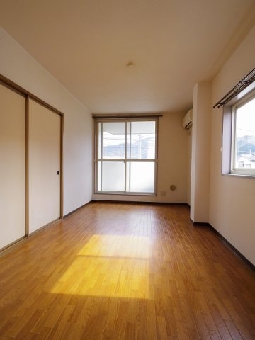 シュマンハウスの物件内観写真