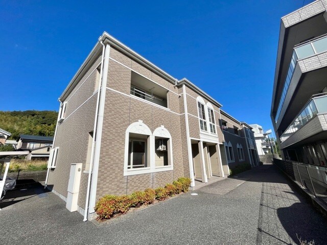 モンシェリカメリアⅢの物件外観写真