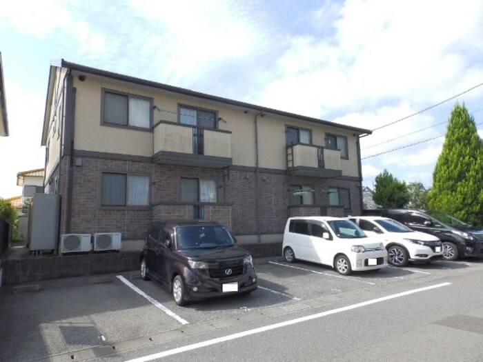 ＢＬＵＥ南金田の物件外観写真