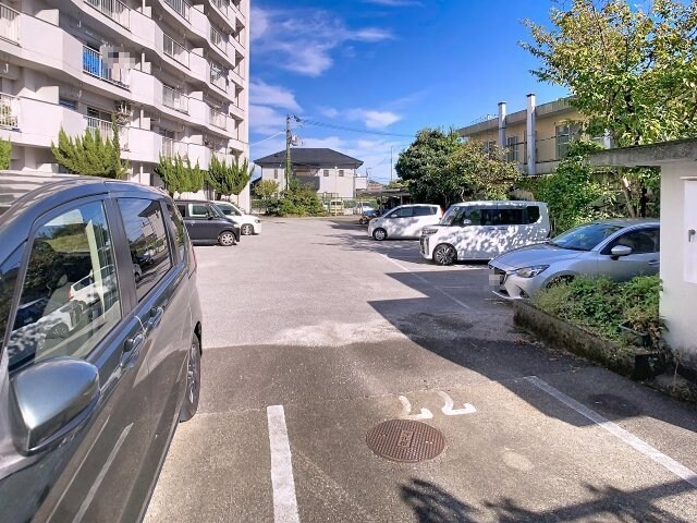 六本木ハイツの物件外観写真