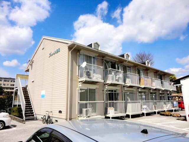 プレジール長尾の物件外観写真