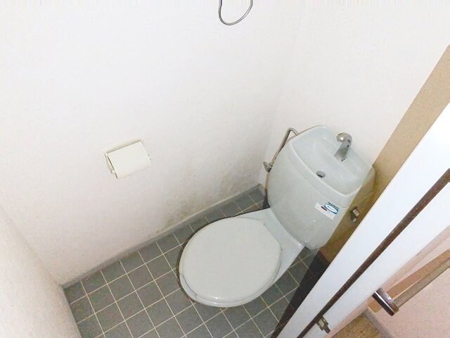 ネオハイツ薊野の物件内観写真