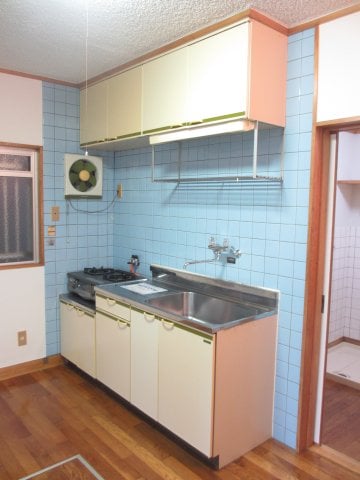 ロイヤル西町の物件内観写真