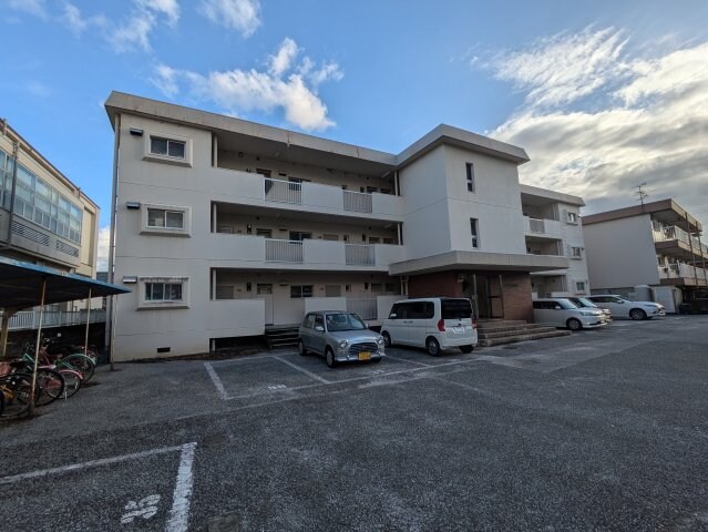 クラウン石立 Ⅱの物件外観写真