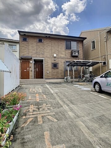 レジアスＮの物件外観写真