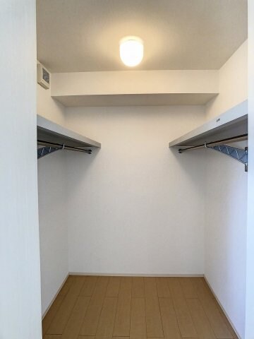 レジアスＮの物件内観写真