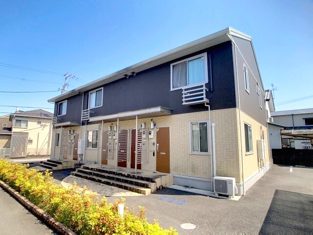 フラッツ福井東町の物件外観写真