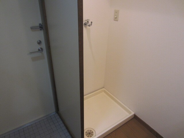 エントランスパークビルの物件内観写真