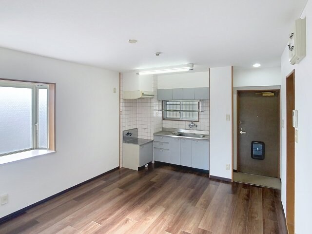 ルミエールSaｗaの物件内観写真