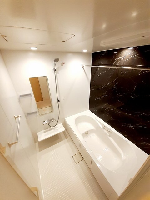 メゾン・ド・クレモンティーヌⅡの物件内観写真