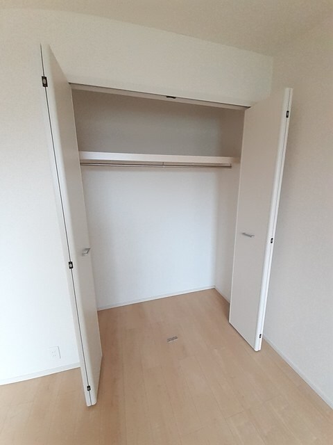 メゾン・ド・クレモンティーヌⅡの物件内観写真