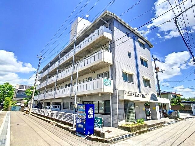 ヴィラージュ葛島の物件外観写真