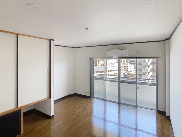 ロイヤルガーデン Ⅰの物件内観写真