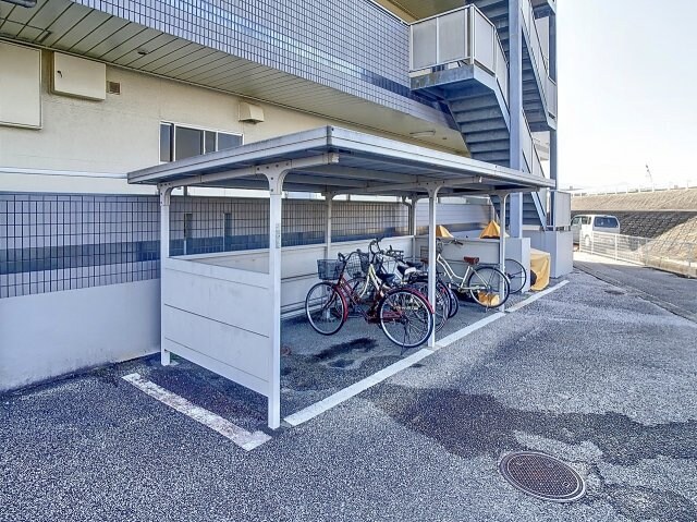 ロイヤルガーデン Ⅰの物件内観写真