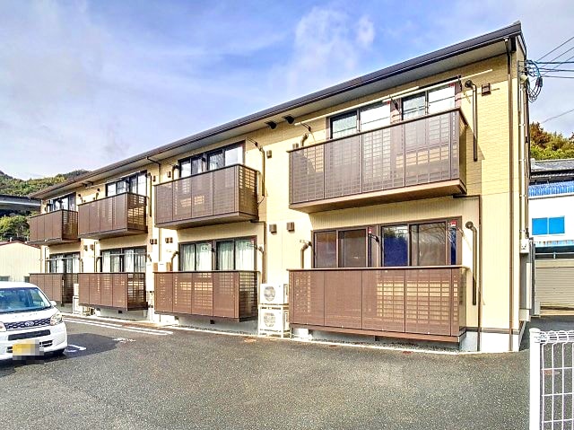 スバルホームの物件外観写真