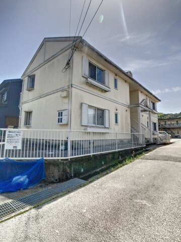 フレグランス関の物件外観写真