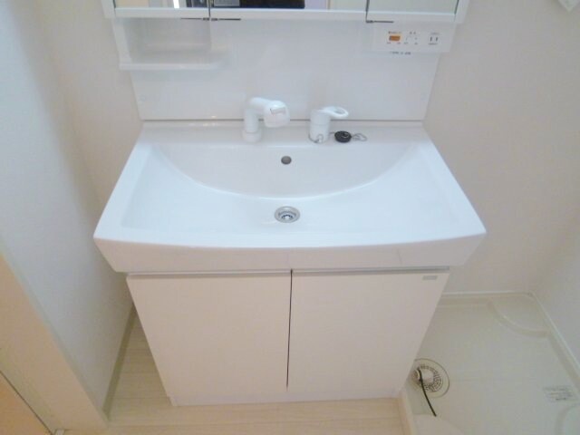 コンフォルト・カーザの物件内観写真