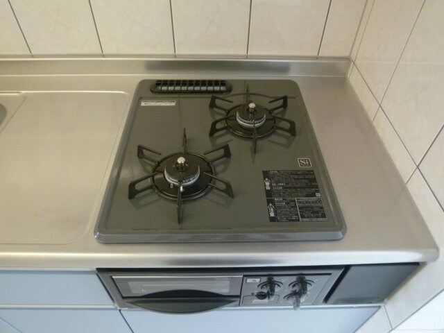 コンフォルト・カーザの物件内観写真