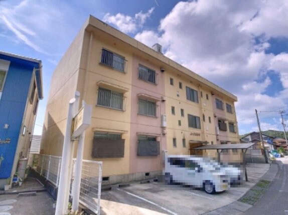 カーサ秦泉寺の物件外観写真